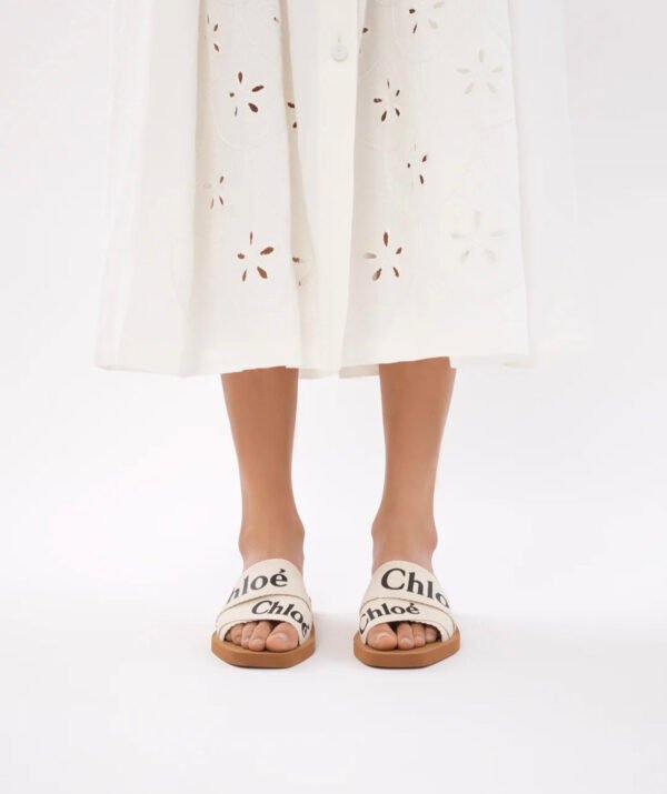 Chloé Woody Logo-Print Canvas Slides – Designer Flat Sandals for Effortless Summer Style - Image 4